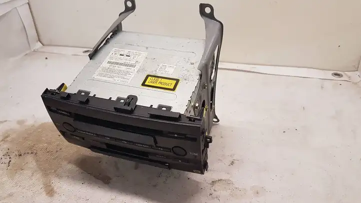 Toyota Prius (XW20) (2003 - 2009) 8612047120 Магнитола / мультимедийная система — фото 3