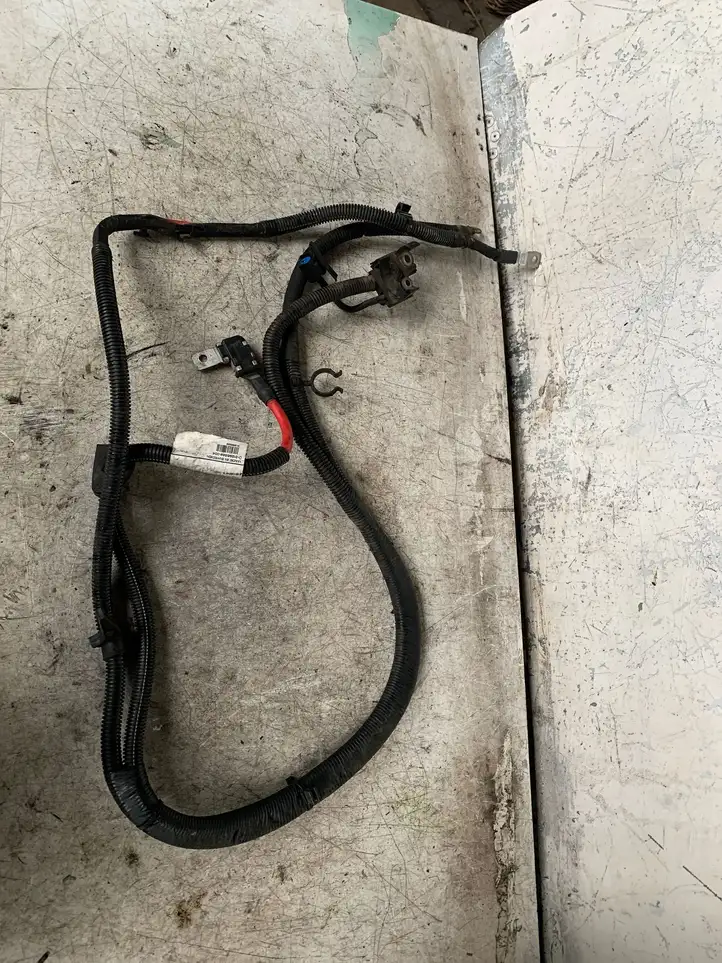 Volvo S60 (2010 - 2013) d31296589004 Плюсовой провод аккумулятора — фото 3