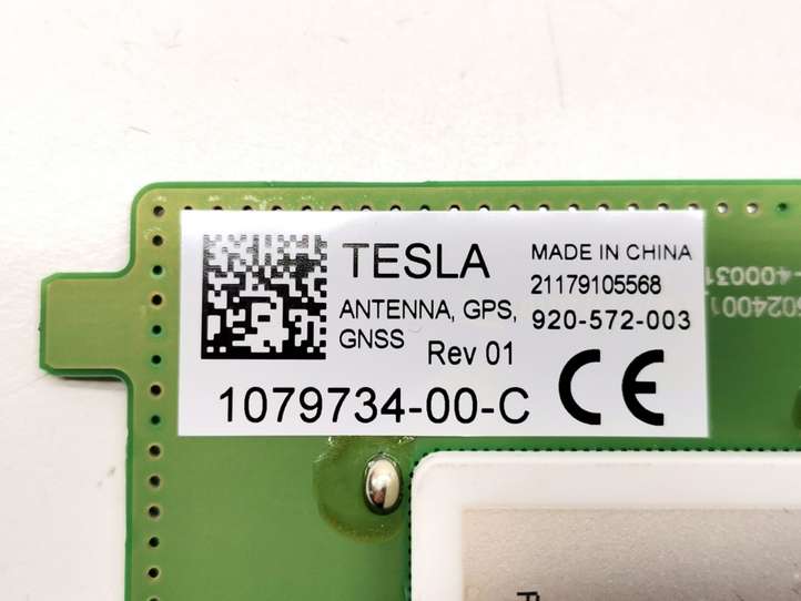 Tesla Model Y (2019 - 2024)  1079734-00-C Антенна (антенна GPS)