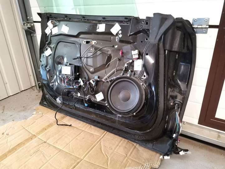 Tesla Model S (2012 - 2016)  6006662-E0-H Дверь
