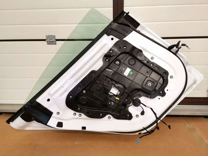Tesla Model 3 (2017 - 2023)  1081441-EC-C Задняя дверь
