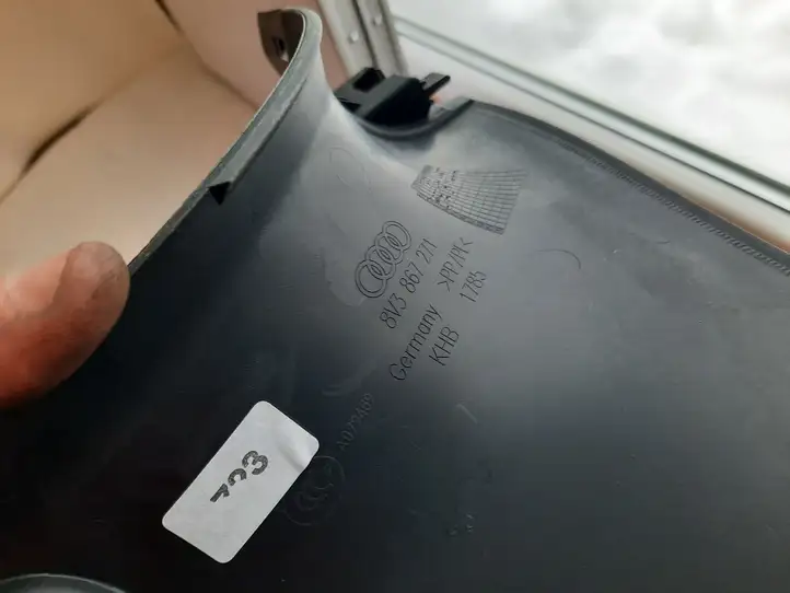 Audi A3/S3 8V (2012 - 2016) 8V3867271 Внутренняя отделка переднего порога — фото 3