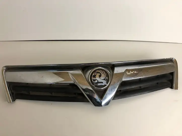 Opel Antara (2006 - 2011) 96433237 Передняя решетка — фото 1