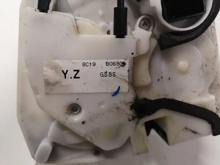 Mazda 6 (2009 - 2012) 8C19B0690 Замок передней двери — фото 3