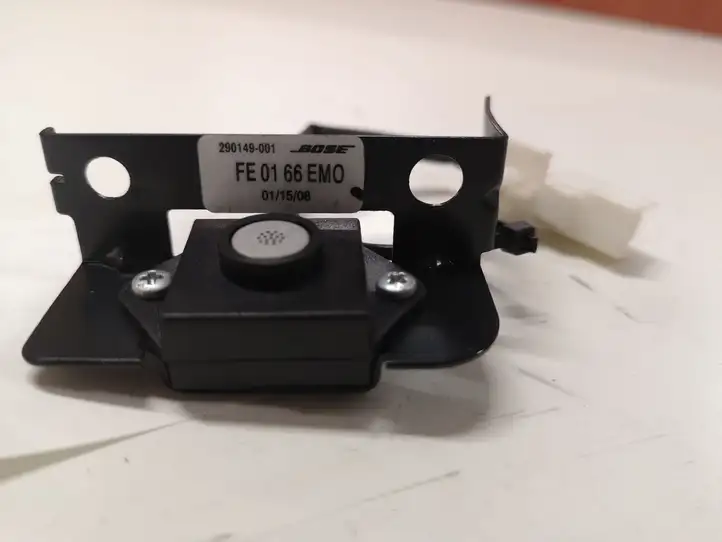 Mazda 6 (2009 - 2012) FE0166EM0 Микрофон (Bluetooth / телефон) — фото 2
