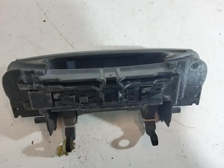 Audi A3/S3 8P (2008 - 2013) 4B0839885 Наружная ручка двери — фото 2
