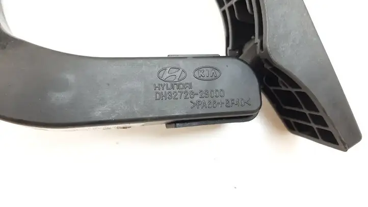 Hyundai ix35 (2009 - 2013) FKQ0894A2S000 Педаль акселератора — фото 6