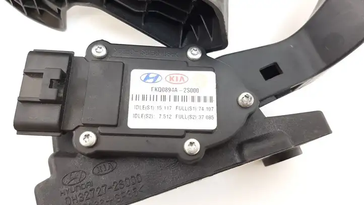 Hyundai ix35 (2009 - 2013) FKQ0894A2S000 Педаль акселератора — фото 8