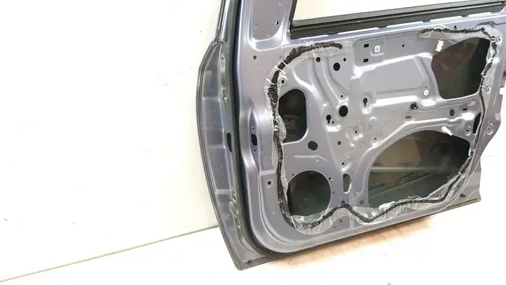 Nissan Pixo (2008 - 2013) Дверь — фото 3