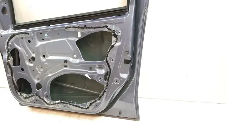 Nissan Pixo (2008 - 2013) Дверь — фото 4