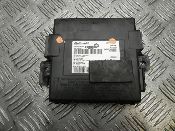 Jeep Grand Cherokee (2010 - 2021) P68143497AE Блок бесключевого доступа — фото 1