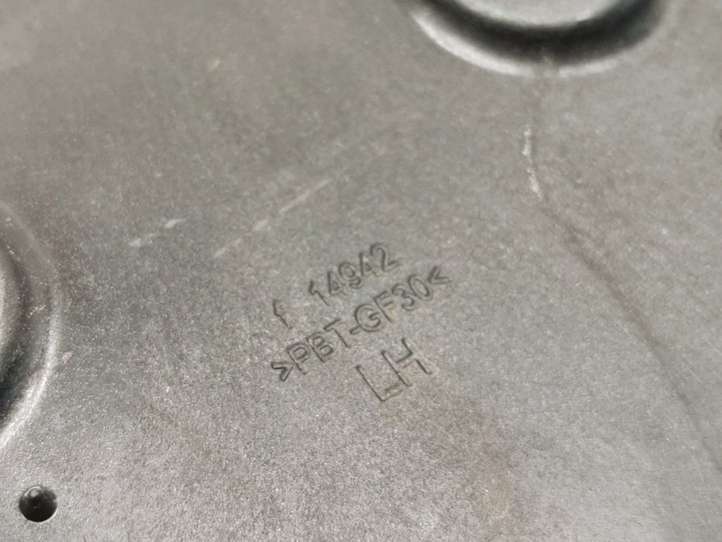 Tesla Model S (2012 - 2016)  1004534-00-B Другая внешняя деталь