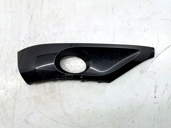 Volkswagen Touareg II (2010 - 2018) 7P6807490B Решетка противотуманной фары — фото 1