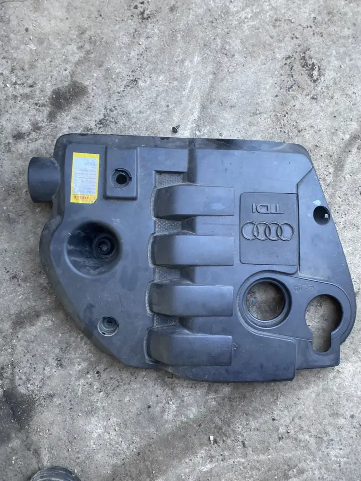 Audi A4 S4 B6 8E 8H (2000 - 2006) Крышка двигателя декоративная — фото 1