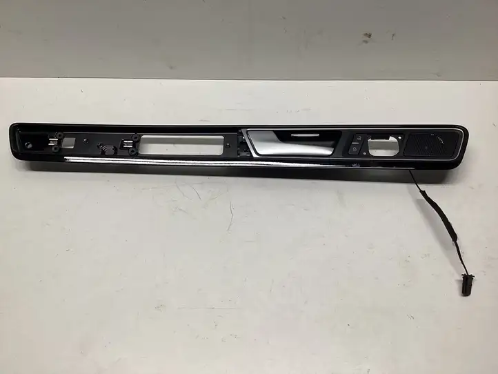 Volkswagen Touareg II (2010 - 2018) 7P6837113 Внутренняя ручка двери — фото 1