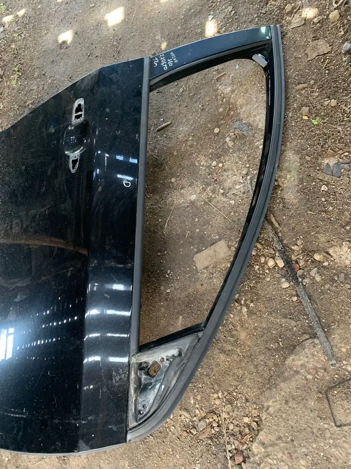 Volvo S60 (2010 - 2013) Дверь — фото 2