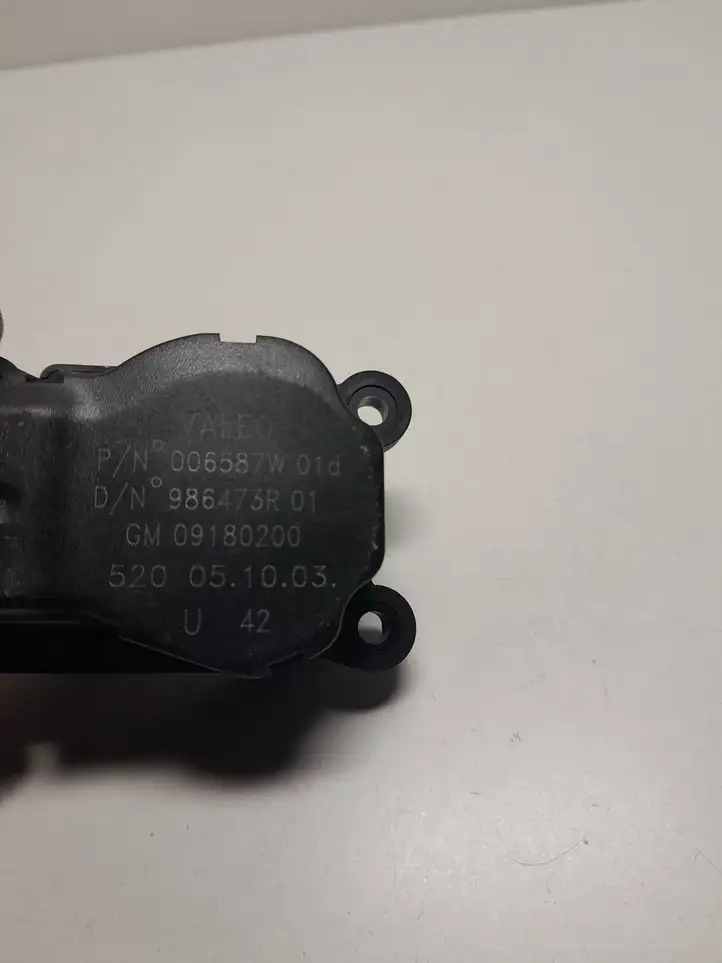 Opel Astra H (2004 - 2009) 986473R Двигатель задвижки потока воздуха — фото 2