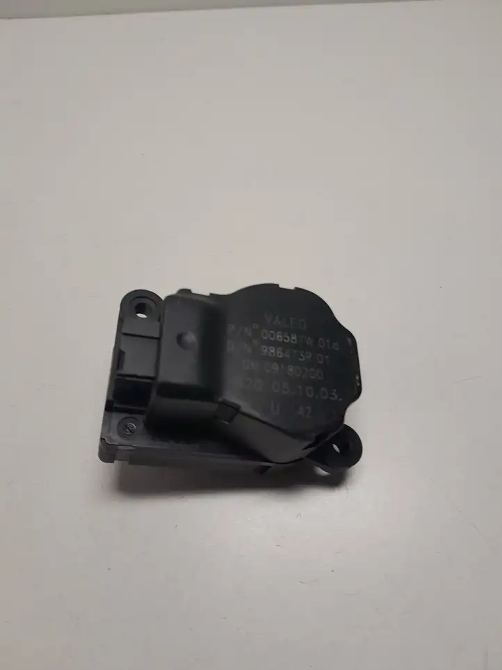 Opel Astra H (2004 - 2009) 986473R Двигатель задвижки потока воздуха — фото 3