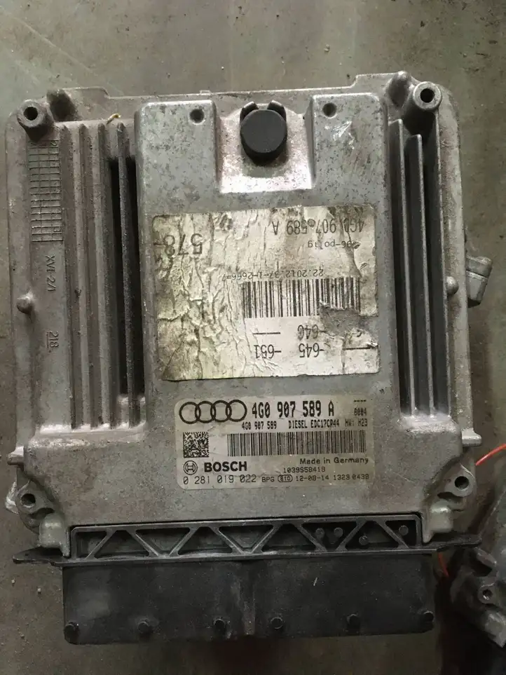 Audi A6 C7 (2011 - 2014) 4G0907589 Блок управления двигателем (ЭБУ) — фото 1