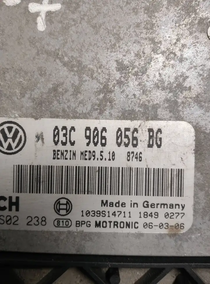 Volkswagen Golf V (2003 - 2009) 03C906056BG Блок управления двигателем (ЭБУ) — фото 2