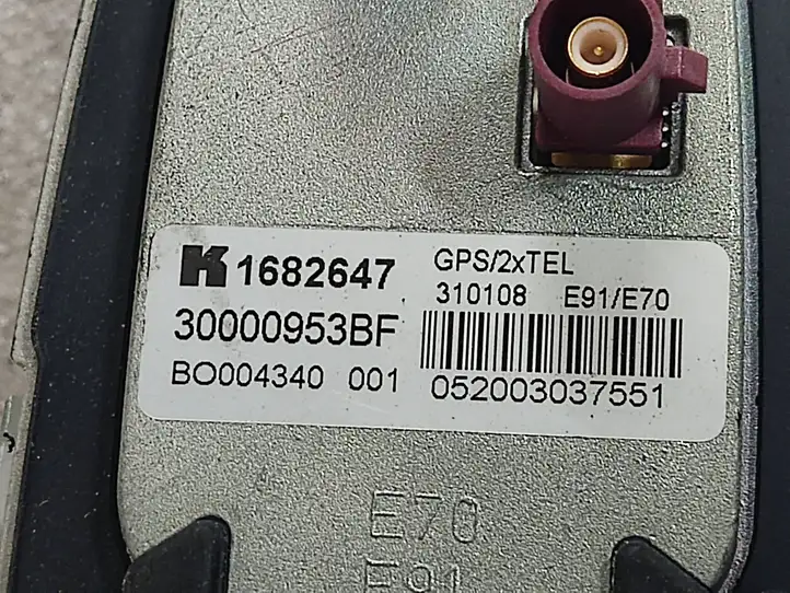 BMW 3 E90 E91 (2005 - 2012) 1682647 GPS антенна — фото 2