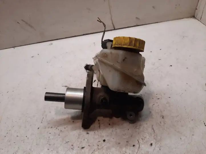Seat Ibiza II (6k) (1999 - 2002) 03350882762 Главный тормозной цилиндр — фото 1