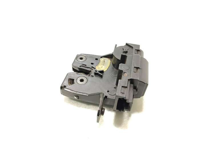 Nissan Qashqai (2006 - 2010)  90502EY1CA Замок задней крышки