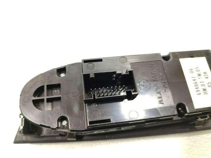BMW 3 E90 E91 (2005 - 2012)  6948647 Кнопка стеклоподъемников