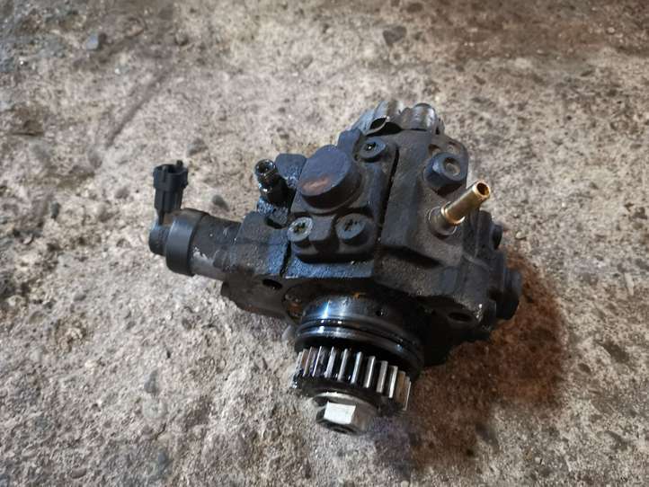 Opel Vivaro (2006 - 2014)  0445010170 Топливный насос