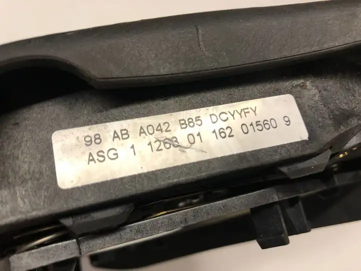 Ford Focus (1998 - 2004) 98ABA042B85DCYYFY Подушка безопасности руля — фото 3