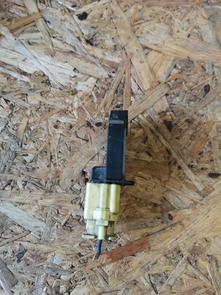 Hyundai i30 (2007 - 2012) 959201H100 Датчик удара SRS — фото 4