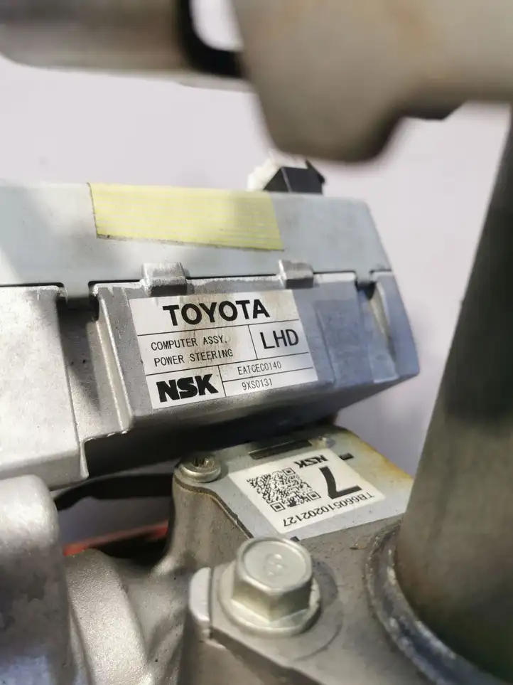 Toyota Verso (2009 - 2012) Насос гидроусилителя руля — фото 6