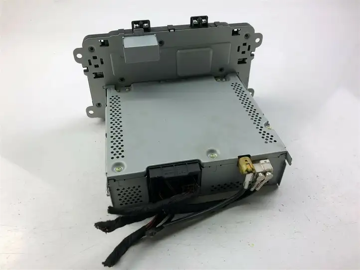 Volkswagen Polo V 6R (2009 - 2015) 6C0035869D Блок Hi-Fi аудиосистемы — фото 4