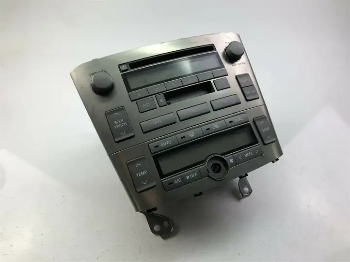 Toyota Avensis T250 (2006 - 2009) 8612005080 Магнитола / мультимедийная система — фото 1