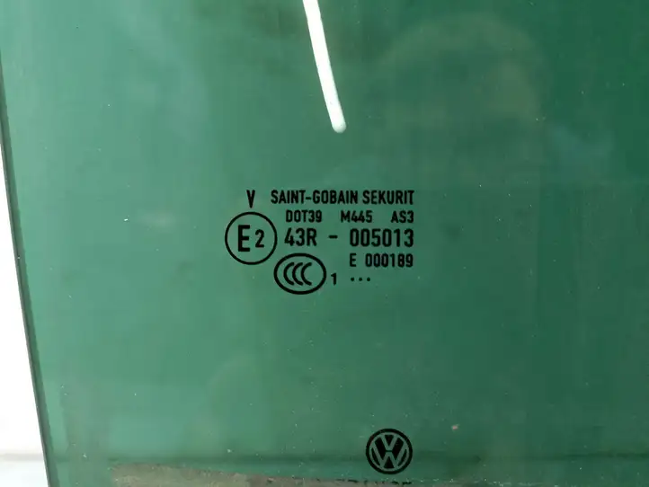 Volkswagen Touareg II (2010 - 2018) Стекло задней двери — фото 3