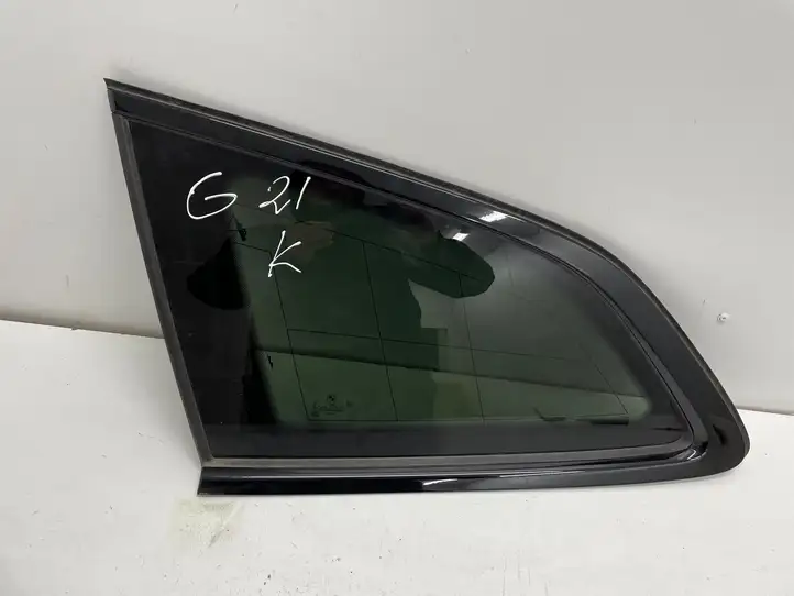 BMW 3 G20 G21 (2019 - ) 7499517 Заднее боковое стекло — фото 1