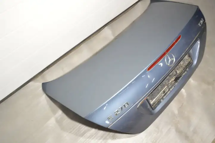 Mercedes-Benz E W211 (2002 - 2009) Крышка багажника — фото 1