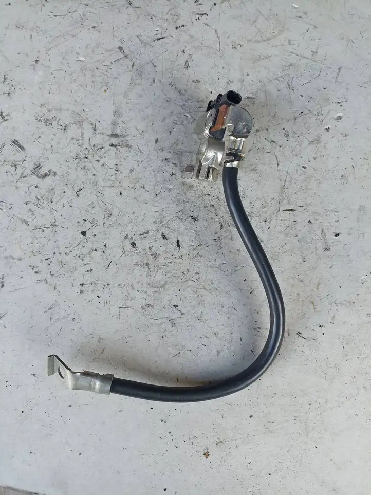 BMW 1 F20 F21 (2011 - 2019) 9322900 Минусовой провод аккумулятора — фото 1