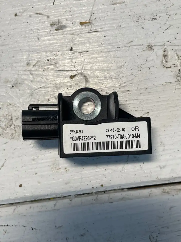 Honda Civic IX (2011 - 2017) 77970T0AJ010M4 Датчик удара SRS — фото 1