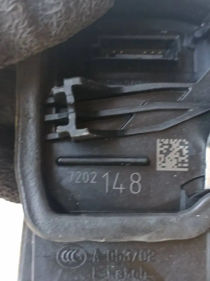 BMW X3 E83 (2003 - 2010) 7202148 Замок задней двери — фото 3
