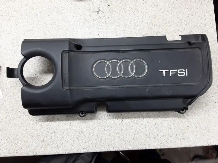 Audi A3/S3 8P (2008 - 2013) 03C103939G Крышка двигателя декоративная — фото 1