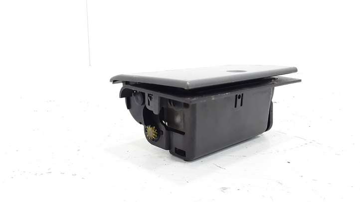 Opel Vectra (2002 - 2005)  0031503103 Пепельница