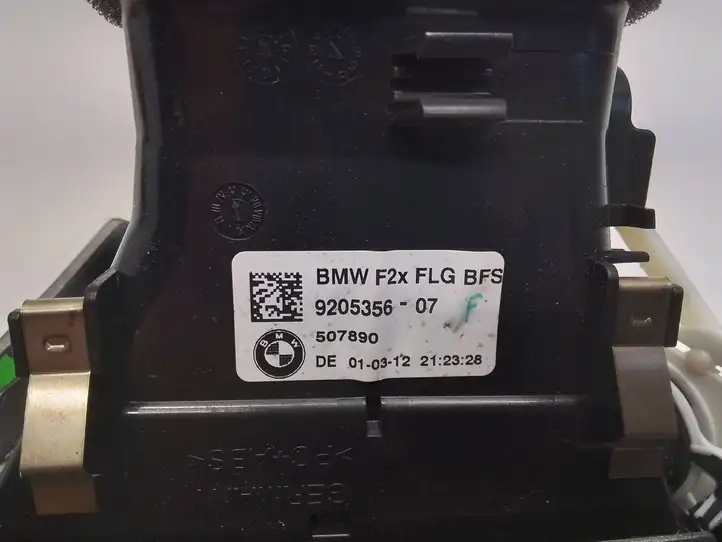 BMW 1 F20 F21 (2011 - 2019) 9205356 Боковой воздушный дефлектор — фото 4
