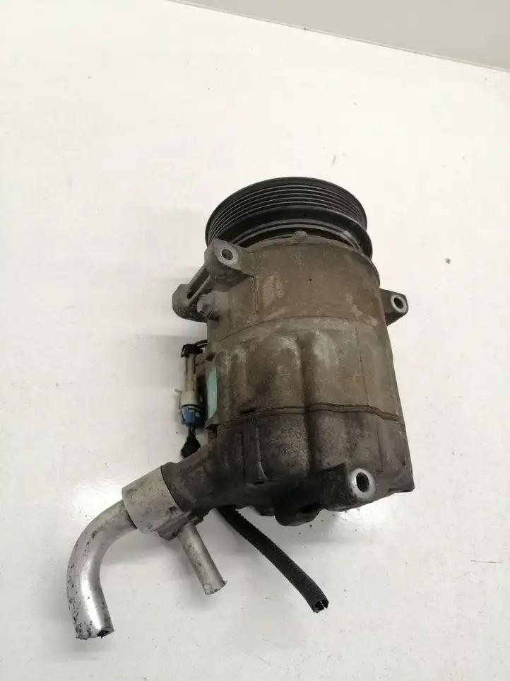 Opel Vectra C (2002 - 2005) 13140505 Компрессор (насос) кондиционера воздуха — фото 2