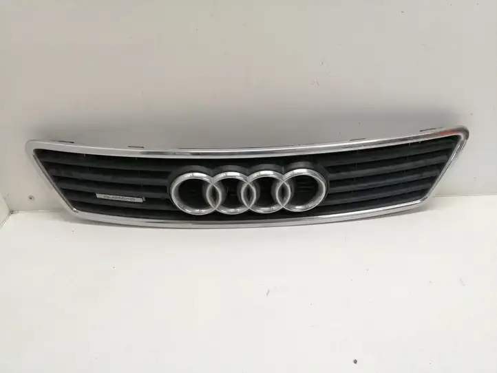 Audi A6 Allroad C5 (2000 - 2006) 4B0853651A Верхняя решетка радиатора — фото 1