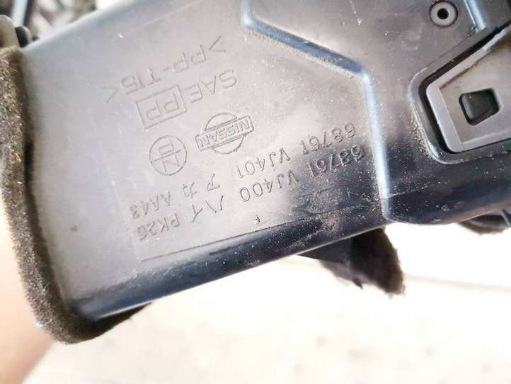 Nissan Navara D22 (1997 - 2004)  68761vj400 Центральный дефлектор