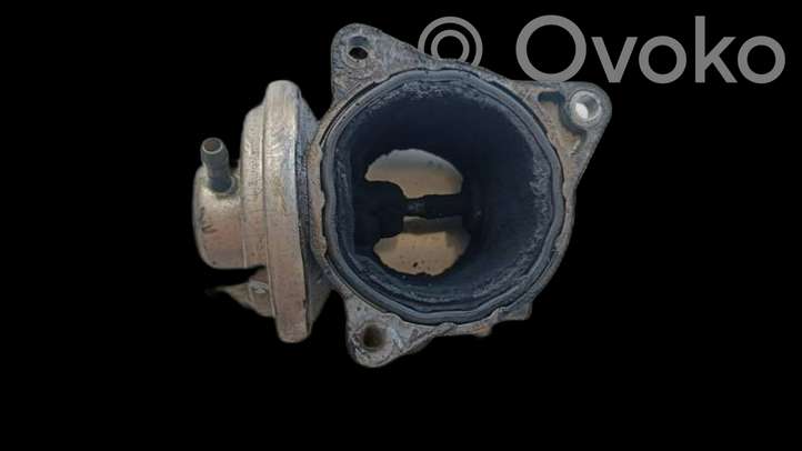 Ford Mondeo Mk III (2000 - 2007)  4S7Q90475K Клапан EGR