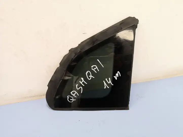 Nissan Qashqai (2013 - 2017) 833124EA0A Заднее боковое стекло — фото 1