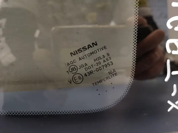 Nissan X-Trail T32 (2014 - 2021) E643R007953 Заднее боковое стекло — фото 3