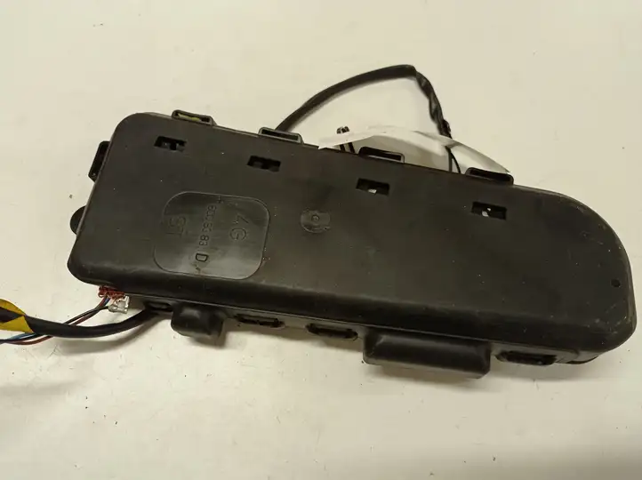 Nissan Qashqai (2006 - 2010) 6009383 Подушка безопасности сиденья — фото 2